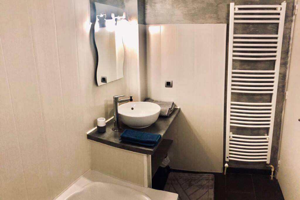 F3 - Neuf - 4/6 P - Lits King Size - Wifi - Cour Apartment Le Puy-en-Velay ภายนอก รูปภาพ