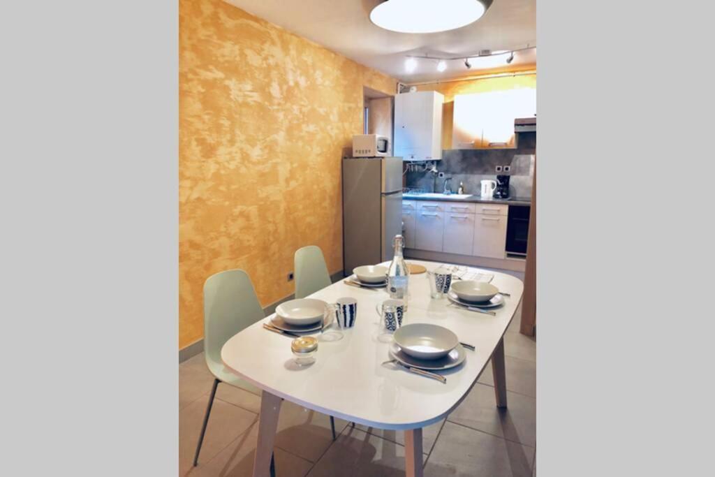 F3 - Neuf - 4/6 P - Lits King Size - Wifi - Cour Apartment Le Puy-en-Velay ภายนอก รูปภาพ